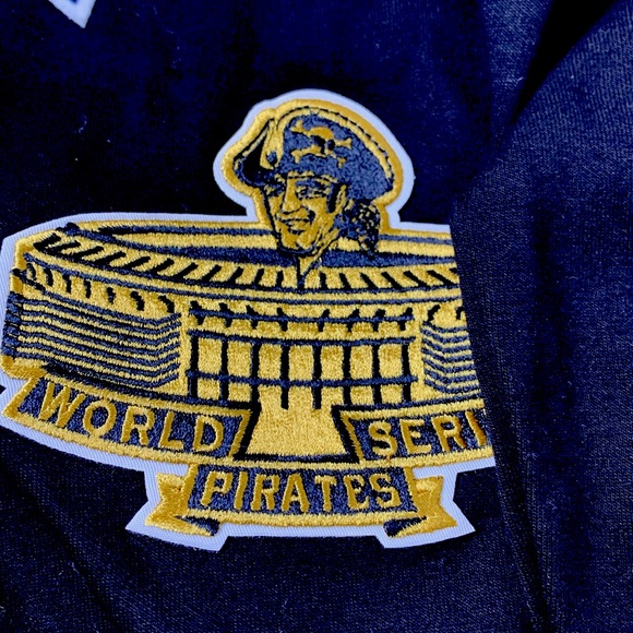 Men's Pittsburgh Pirates Pro Standard Black Championship Pullover Hoodie - Picture 13 of 16